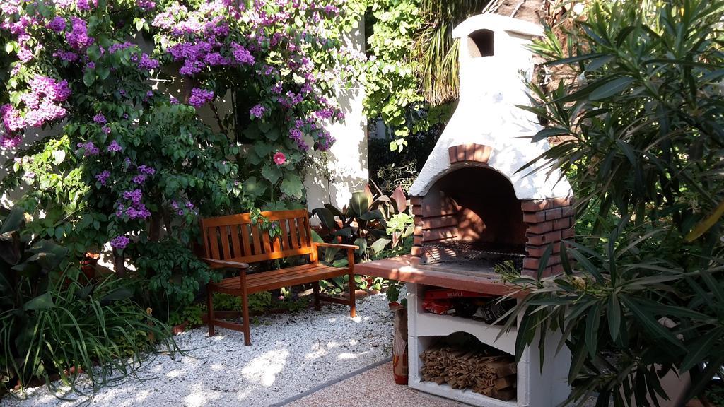 Sabina Apartments Omiš Rom bilde