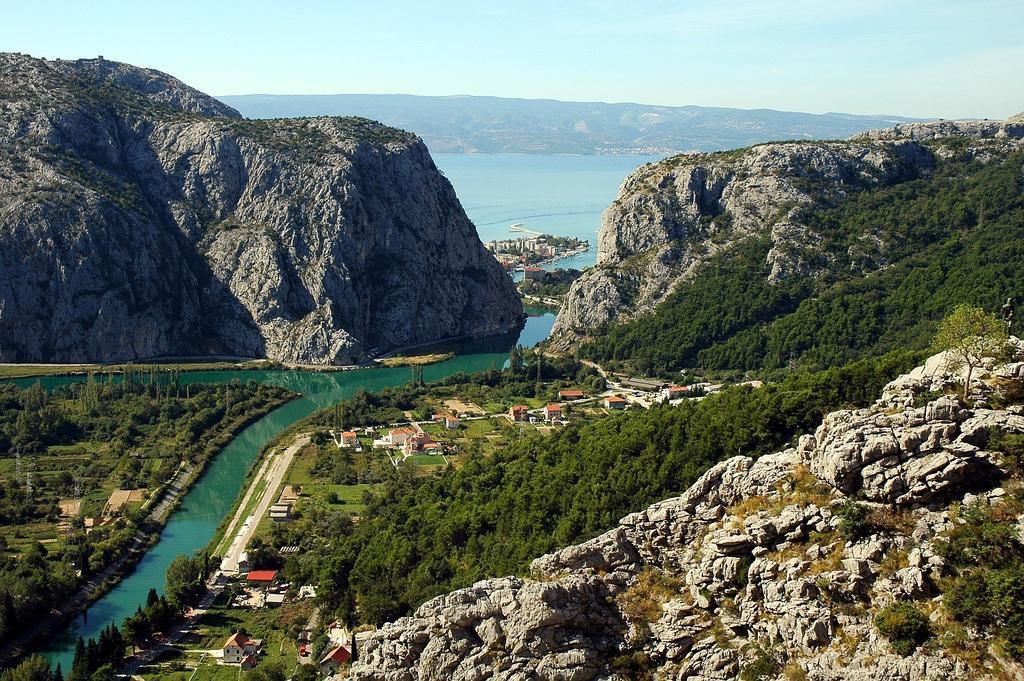 Sabina Apartments Omiš Rom bilde